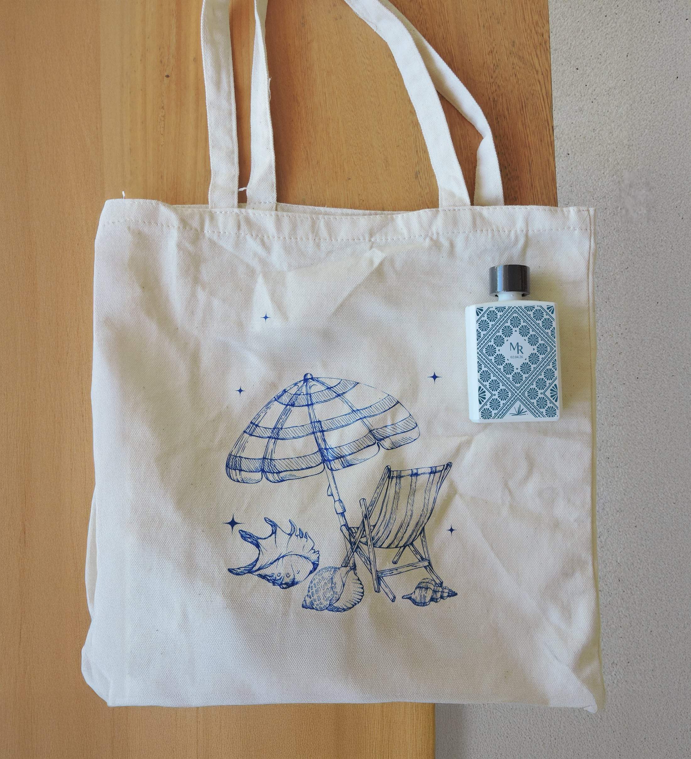 Tote bag de bienvenida con una botella Pocket personalizada